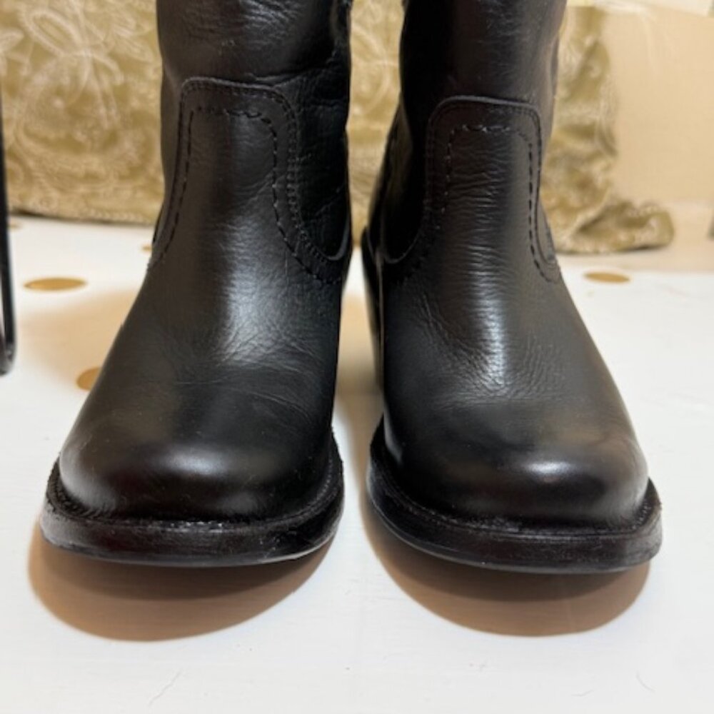 Size 5.5 B FRYE Black Leather Carmen x Stitch Short-D Saddle- Mid-calf - Picture 14 of 16